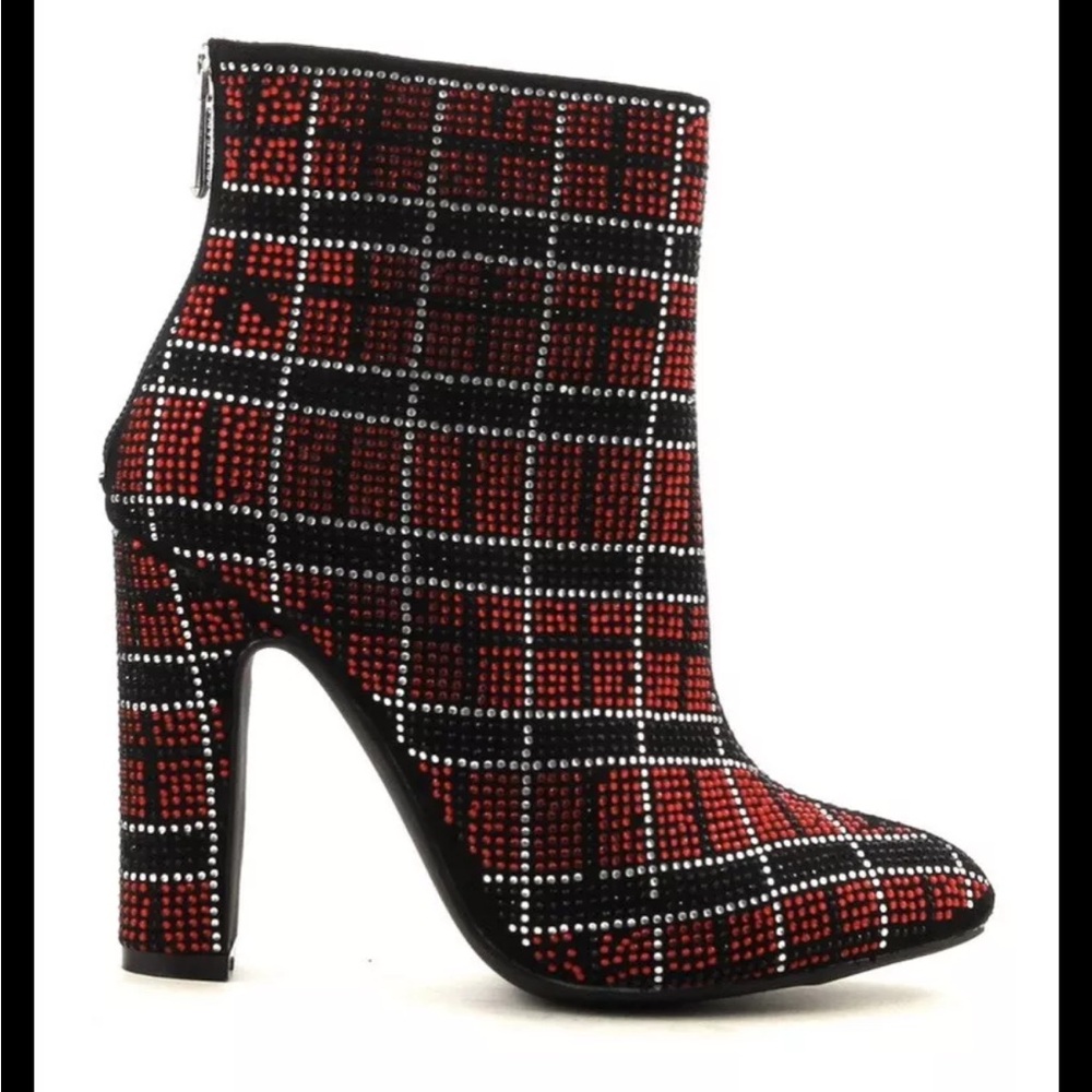 Cape Robbin Mona-35 Red Black Silver Rhinestone Boots Size 9
